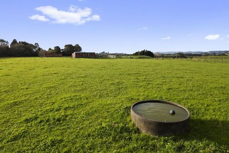 Photo of property in 223 Mataro Road, Onaero, Urenui, 4375