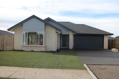 Photo of property in 6 Highworth Crescent, Rolleston, 7615