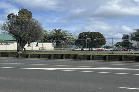 Photo of property in Albany Central, 12c/210 Dairy Flat Highway, Albany, Auckland, 0632