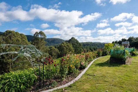 Photo of property in 122 Hitiri Road, Kinloch, Taupo, 3377