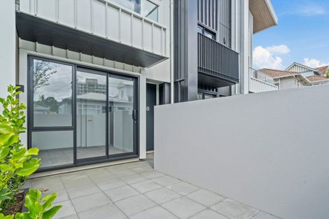 Photo of property in 25b Thompson Street, Mount Cook, Wellington, 6011
