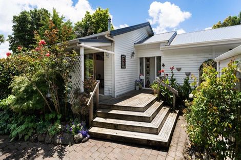 Photo of property in 23 Wharf Road, Clarks Beach, Pukekohe, 2679