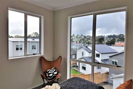 Photo of property in 64 Manutewhau Road, Massey, Auckland, 0614