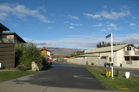 Photo of property in 13b Mataraki Place, Wanaka, 9305