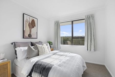 Photo of property in 1/18 Sheraton Place, Redwood, Christchurch, 8051