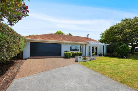 Photo of property in 1/19 Edendale Road, Somerville, Auckland, 2014