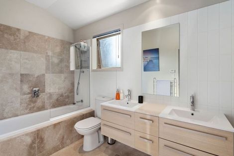 Photo of property in Point Ridge, 130 Gills Road, Albany Heights, Auckland, 0632