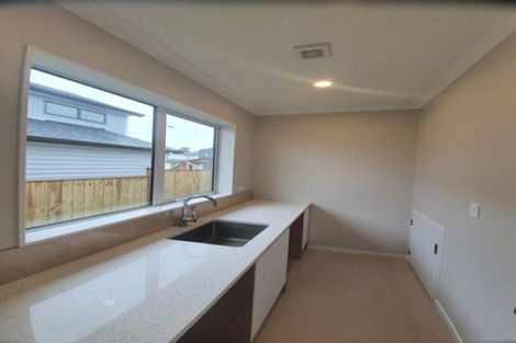Photo of property in 14 Francesco Drive, Karaka, Papakura, 2113