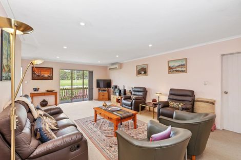 Photo of property in 44 Cutler Street, New Lynn, Auckland, 0600