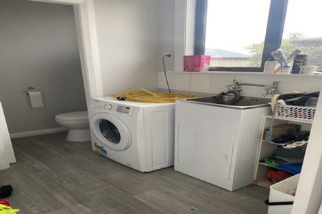 Photo of property in 9 Derby Street, Levin, 5510