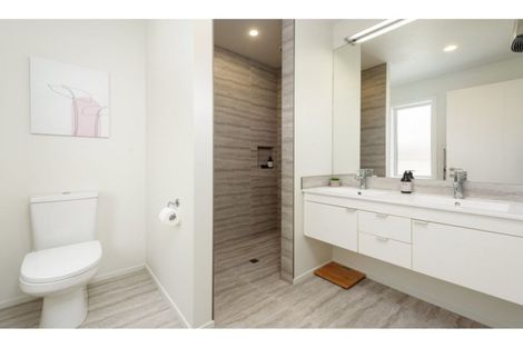 Photo of property in 45 Oceania Sands Way, Papamoa Beach, Papamoa, 3118
