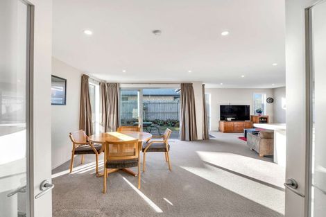 Photo of property in 28 Northwater Drive, Northwood, Christchurch, 8051