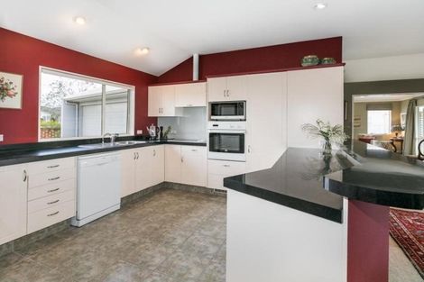 Photo of property in 22 Kensington Drive, Taradale, Napier, 4112