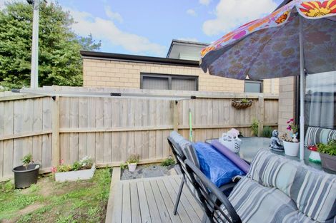 Photo of property in 56 Cosgrave Road, Papakura, 2110