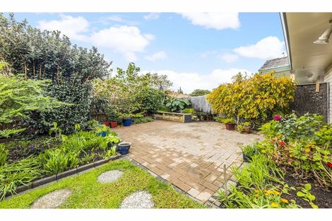 Photo of property in 694 Chapel Road, Northpark, Auckland, 2016