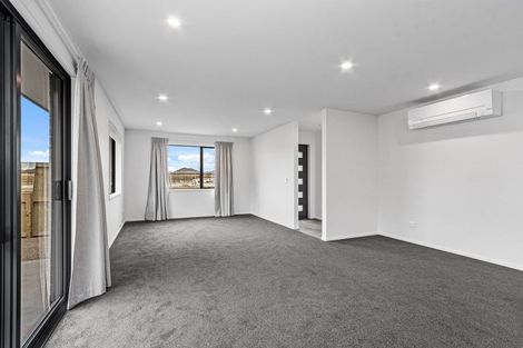 Photo of property in 6 Mccahon Lane, Rolleston, 7615