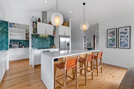 Photo of property in 6 Shearwater Lane, Point Wells, 0986