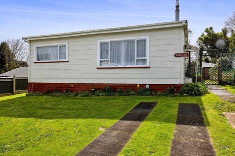 Photo of property in 234 Bridge Street, Eltham, 4322