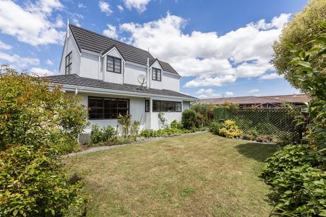 Photo of property in 2/22 Middle Road, Havelock North, 4130