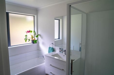 Photo of property in 100b Newton Road, Maungatapere, Whangarei, 0170