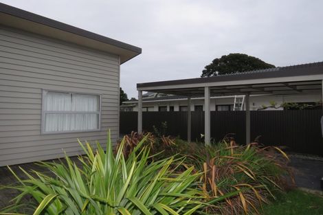 Photo of property in 70 Queen Street, Westport, 7825