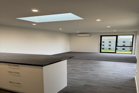 Photo of property in 393 Devonport Road, Tauranga South, Tauranga, 3112