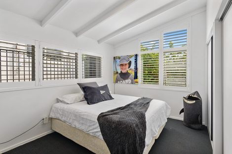 Photo of property in 28 Mount Pleasant Road, Mount Pleasant, Christchurch, 8081
