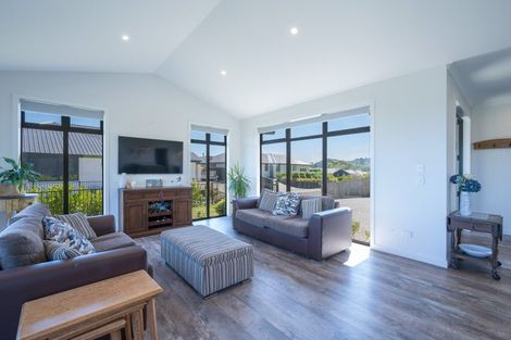 Photo of property in 5c Huntaway Close, Stoke, Nelson, 7011