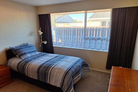 Photo of property in 16 Omega Place, Casebrook, Christchurch, 8051