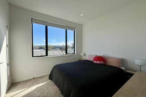 Photo of property in 27d Dawnhaven Drive, Te Atatu Peninsula, Auckland, 0610