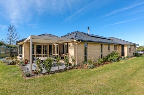 Photo of property in 10 Devon Crescent, Darfield, 7510
