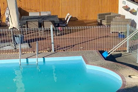 Photo of property in 12 Crichton Place, Taradale, Napier, 4112