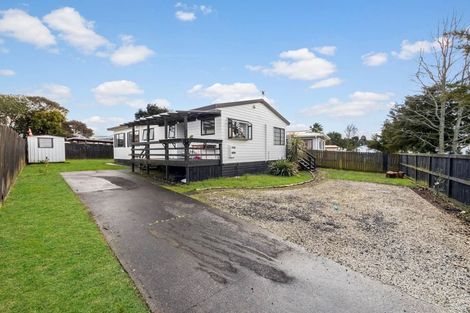 Photo of property in 9 Riserra Drive, Ranui, Auckland, 0612
