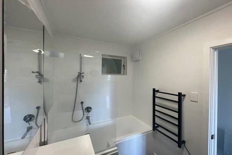 Photo of property in 4 Raroa Road, Kelburn, Wellington, 6012