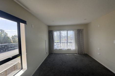 Photo of property in 367a Don Buck Road, Massey, Auckland, 0614