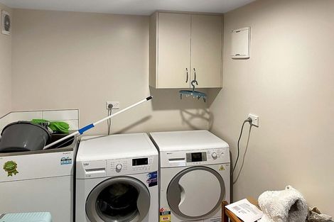 Photo of property in 289 The Terrace, Te Aro, Wellington, 6011