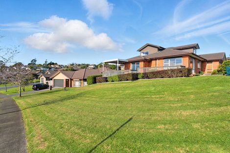 Photo of property in 13 Anchorite Way, Red Beach, 0932