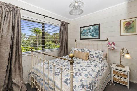 Photo of property in 23 St James Avenue, Helensville, 0800