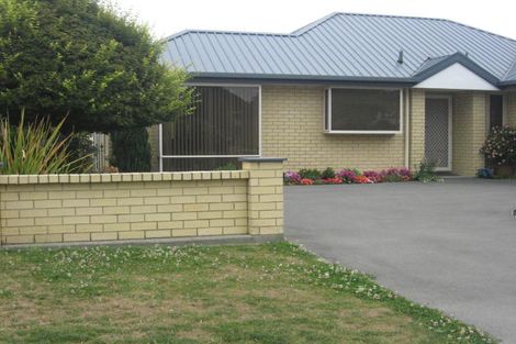 Photo of property in 2/30 Bowen Street, Upper Riccarton, Christchurch, 8041