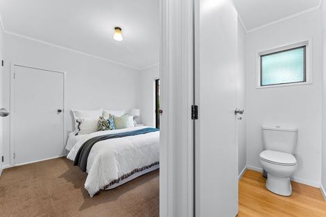 Photo of property in 3/5a Tobruk Crescent, Milford, Auckland, 0620