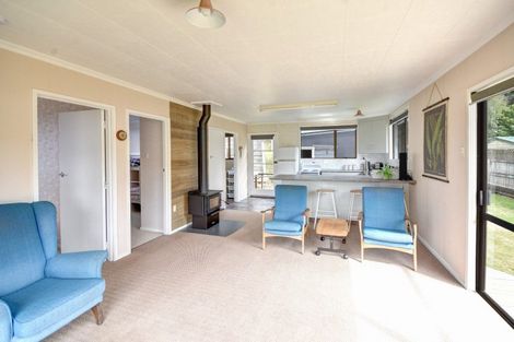 Photo of property in 25 Riverside Road, Taieri Mouth, 9091