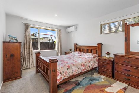 Photo of property in 75a Farquhars Road, Redwood, Christchurch, 8051