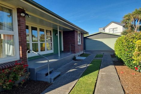 Photo of property in 12 Clouston Street, Saint Martins, Christchurch, 8022