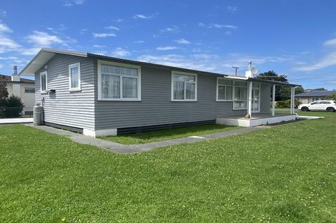 Photo of property in 24 Huxley Road, Outer Kaiti, Gisborne, 4010