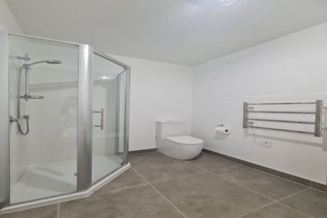 Photo of property in 5 Falcon Crescent, Hobsonville, Auckland, 0618