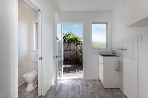 Photo of property in 36 Stapleford Crescent, Browns Bay, Auckland, 0630