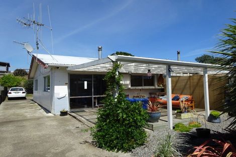Photo of property in 2/24 Union Street, Foxton, 4814