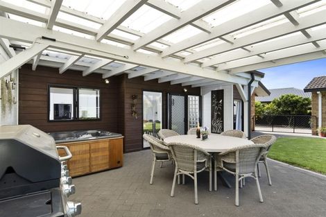 Photo of property in 9 Russley Drive, Mount Maunganui, 3116