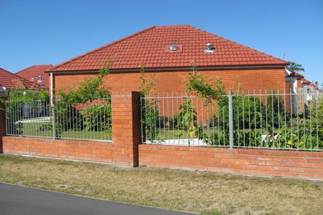 Photo of property in 12 Golf Links Road, Shirley, Christchurch, 8061