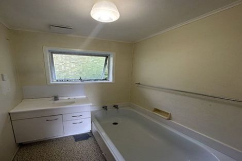 Photo of property in 1/14 Lake Road, Northcote, Auckland, 0627